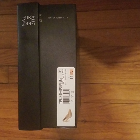 Naturalizer Shoes - Picture 5 of 5